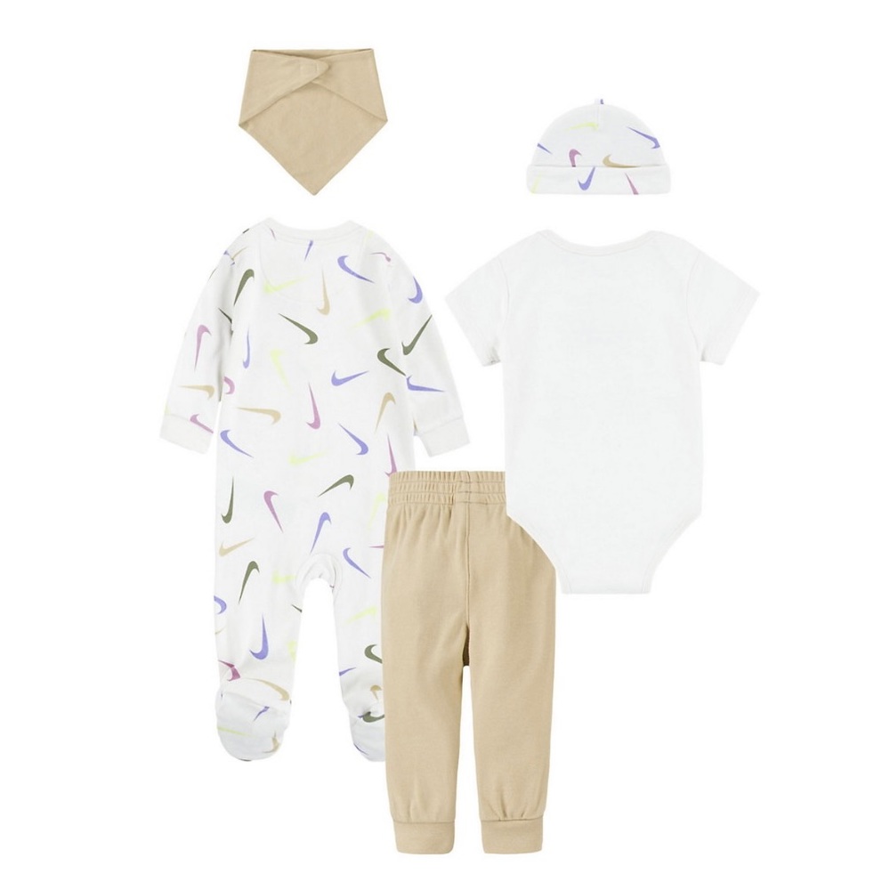 Baby Boys Nike 5-Piece Set. Spring baby outfit - Picture 2 of 15